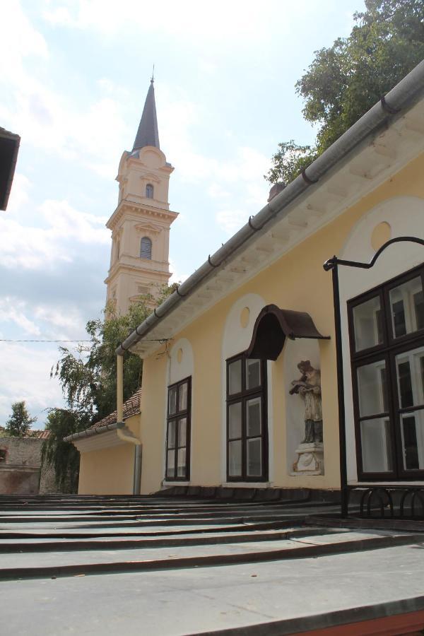 Zwinger Apartman Sopron Ngoại thất bức ảnh